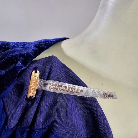 Free People Royal Blue Crop Velvet Renaissance Romantic Blouson Sleeve Holiday - Picture 3 of 7